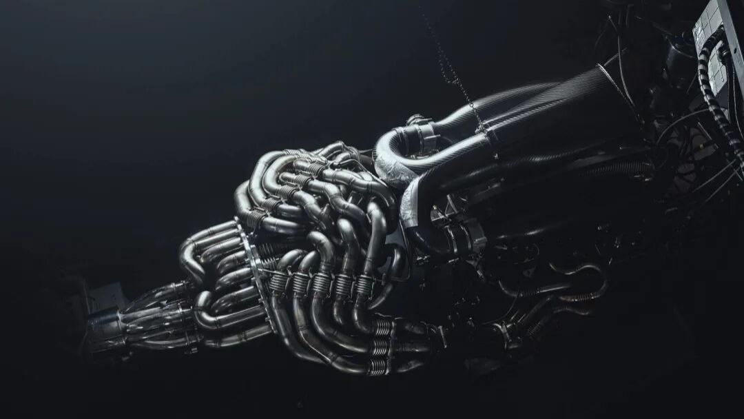 De Tomaso的新款V12发动机，可能是你见过的外观最狂野的发动机