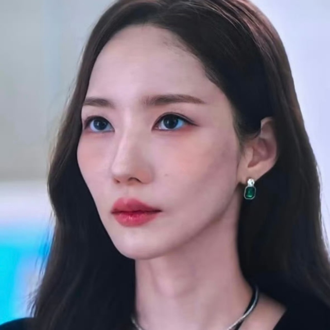 我们很多人都看过她演的电视剧，她那张甜美的脸蛋一直深入人心，但是没想到啊，朴敏英