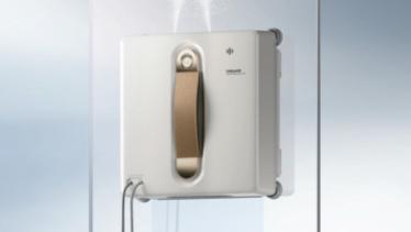 高层擦窗不用慌，追觅C1 Nano E帮你"躺平"