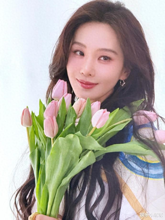 杨幂连续五年为刘诗诗庆生，专属结束语+卡点发文，细节感拉满