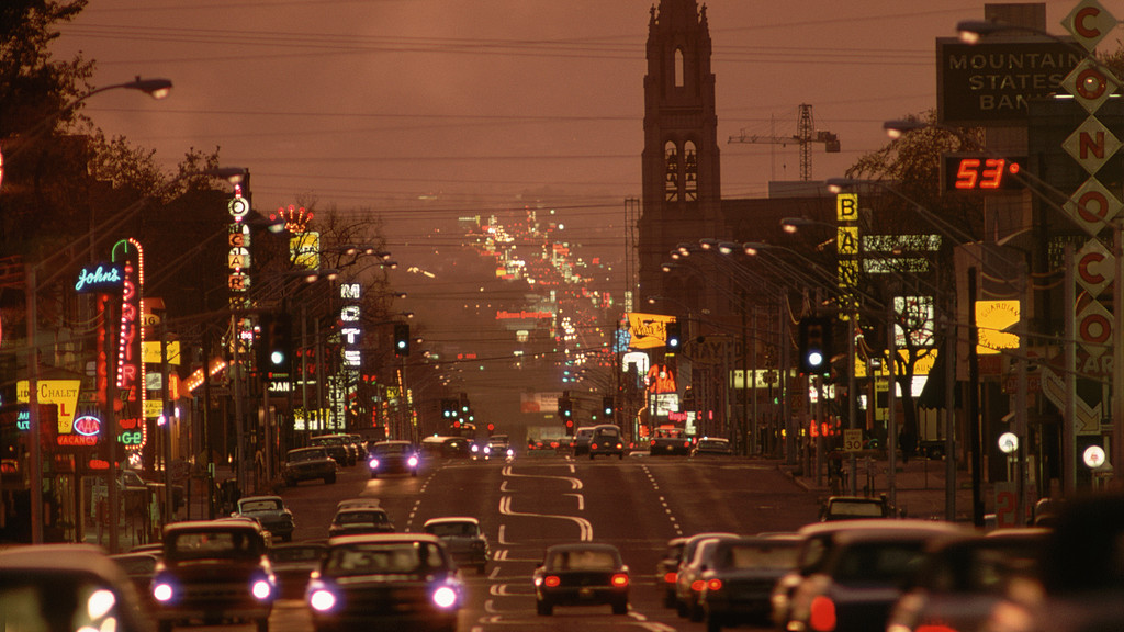 《吸引力法则》：你发出的每一个念头，都在召唤未来的财富