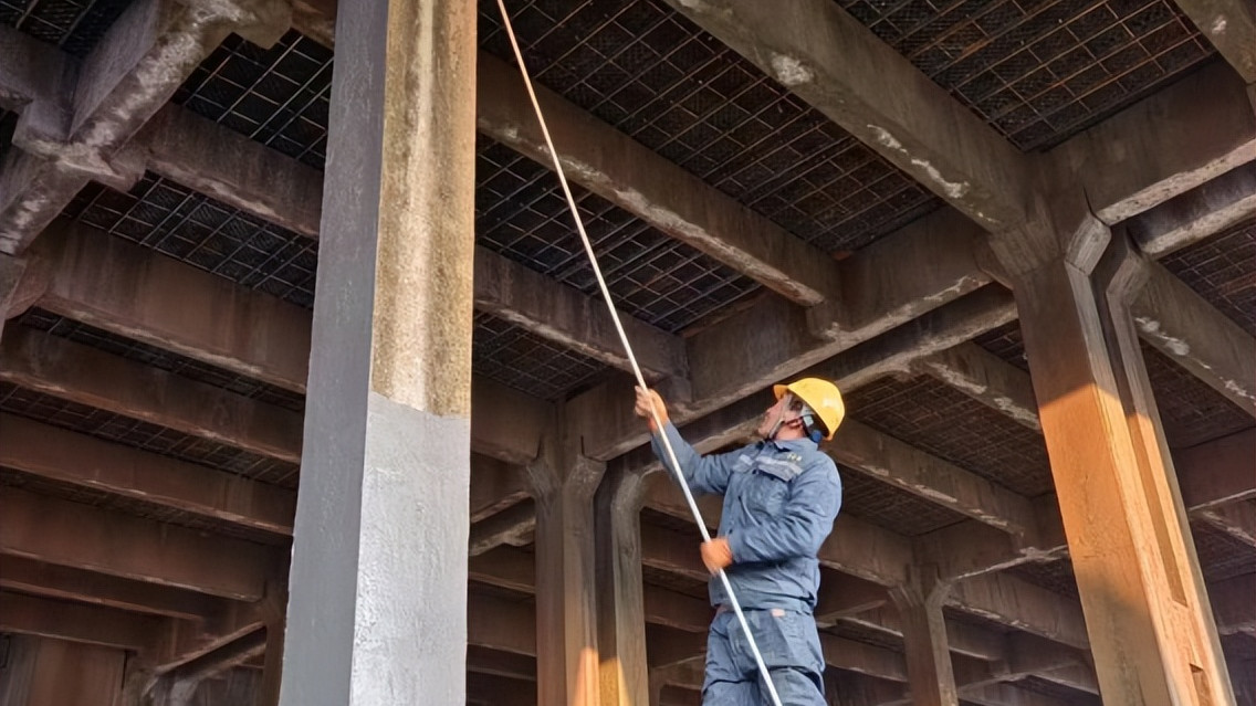 凉水塔人字柱人工刷漆措施 规范人工刷漆步骤