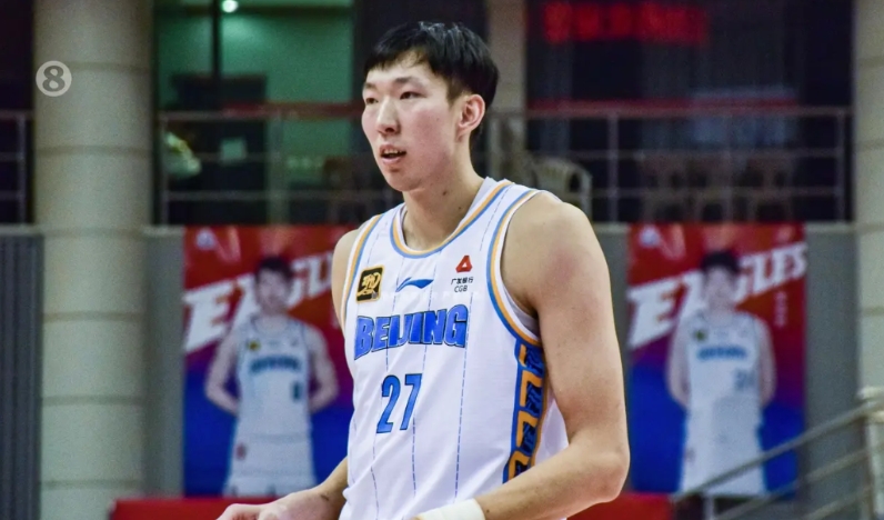 吉林男篮88：86北京男篮，一战让人彻底认清3名球员糟糕状态

1、周琦
作为顶