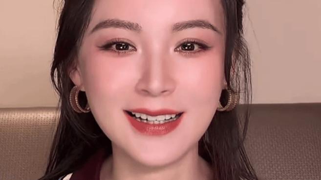 ​毛林林《逐玉》演妈被喊婆婆 直播高情商回应太圈粉