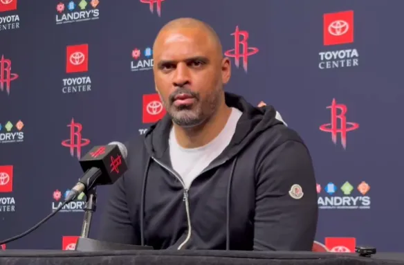 火箭今天对阵森林狼，赛前主帅乌度卡接受了采访。

记者提到，杜兰特本赛季总出场时