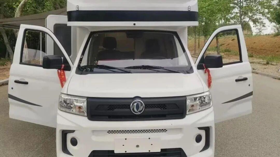 不到10万买C型大额头，还有谁？！“狼牙1号”东风小康房车 亮相4月24日青岛房车展，把你的日常生活