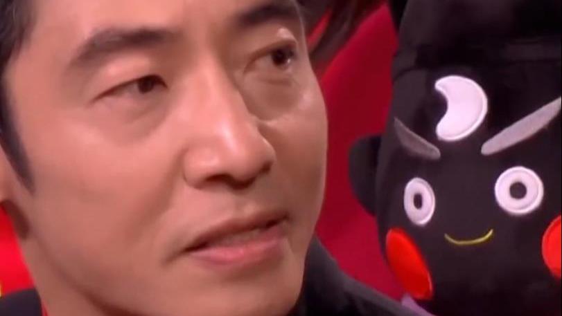 撒贝宁元宵晚会“包拯分拯”