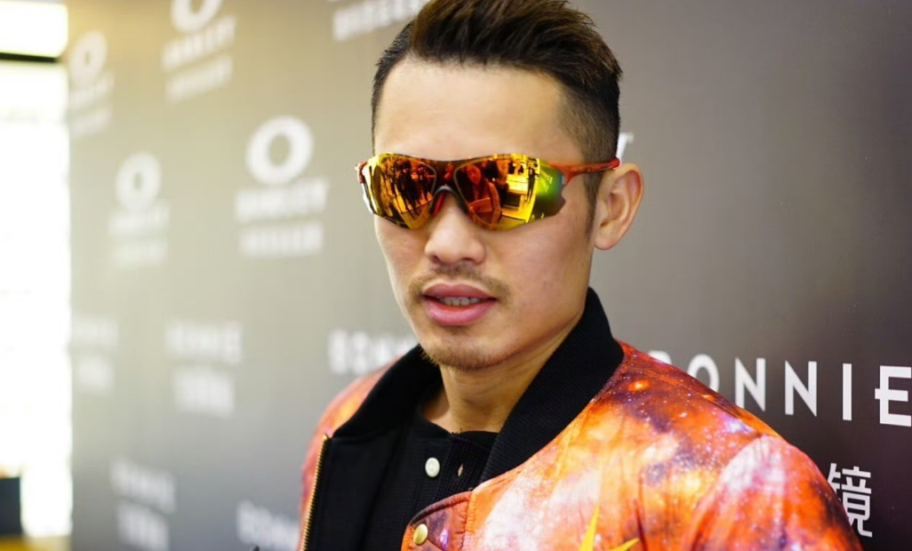 3月14日深夜，林丹连夜冲上了热搜，这次面对网友屡次提出疑问，他不再掩饰了，直接