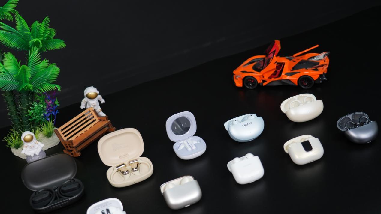 晚上戴着耳机睡觉有什么危害？2026年十款戴得最舒服的耳机推荐