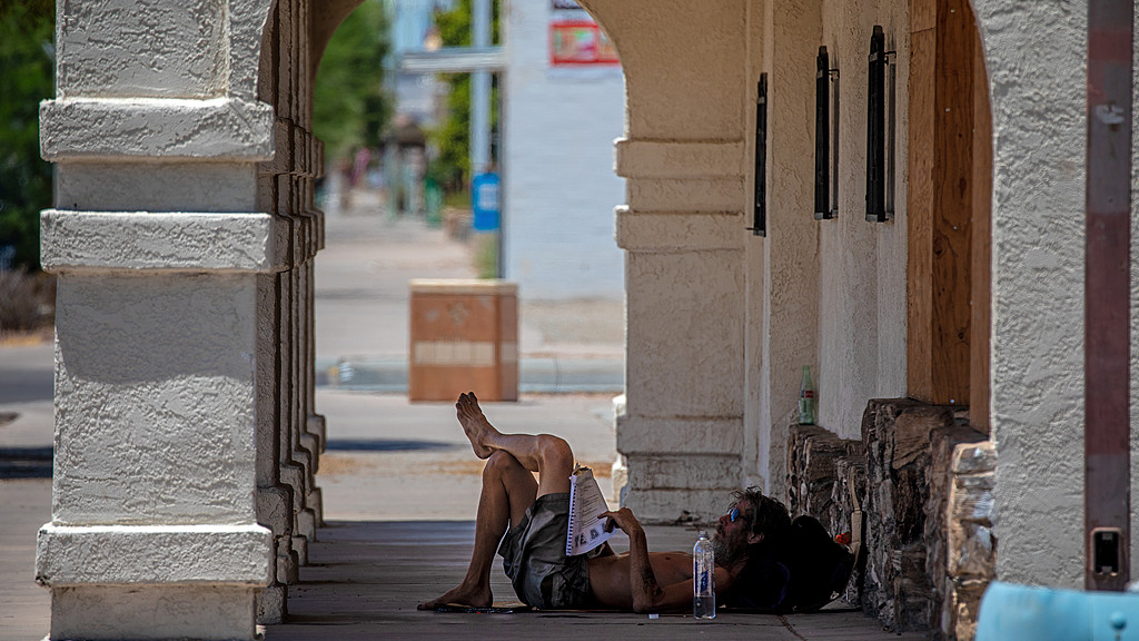 “斩杀线”一词，是否精准戳破美国中产脆弱泡沫