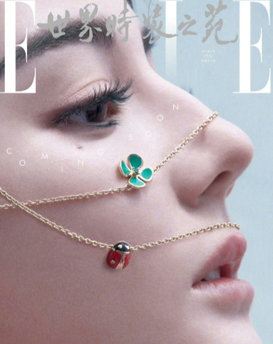 我一直eat不到这个迪丽热巴
姐姐的鼻梁真的可以滑滑梯