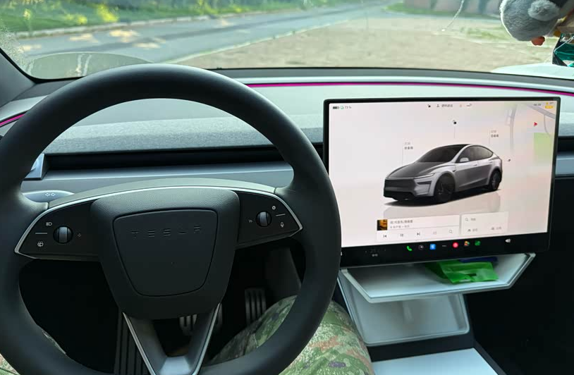 提车三个月，说说我花31万多买特斯拉的真实感受
相关车型:Model Y 202