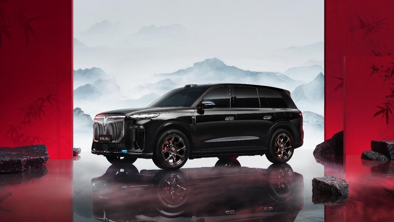 岚图泰山Ultra及黑武士：用技术代差终结高端SUV市场的内耗