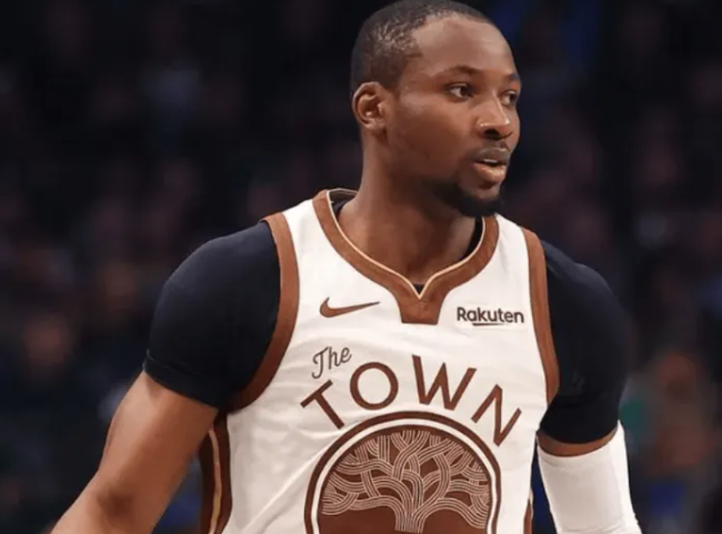 库明加方认为热火是潜在下家&热火不想用威金斯换。
Fischer表示：“勇士和热