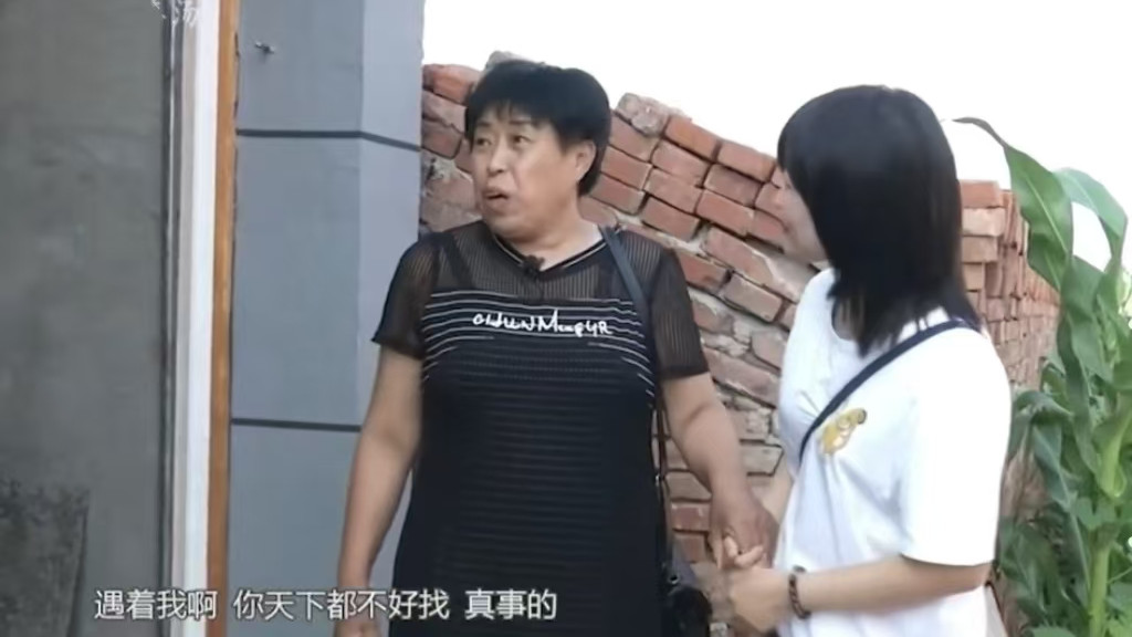 65岁大妈信心爆棚，要10万彩礼和婚房，扬言没钱的男人不配娶她