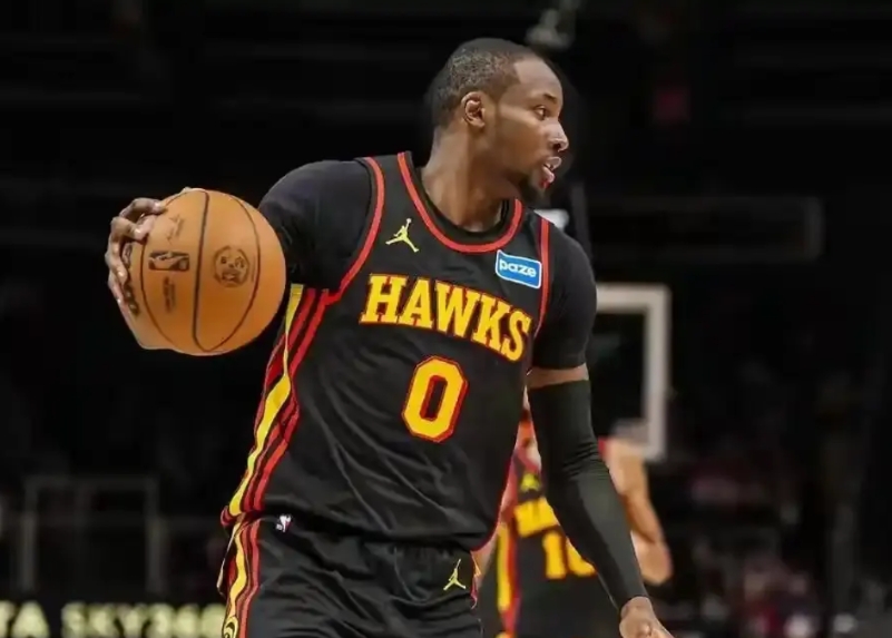 库明加赢了首发阵容啊
老鹰96-110骑士，但库明加站起来了，他从替补席站起来了