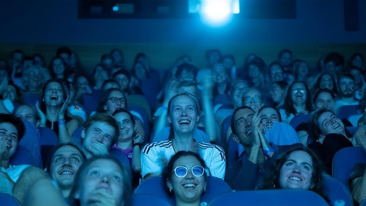 谁说年轻人不看电影了？北美票房回暖，Z世代成为观影主力军