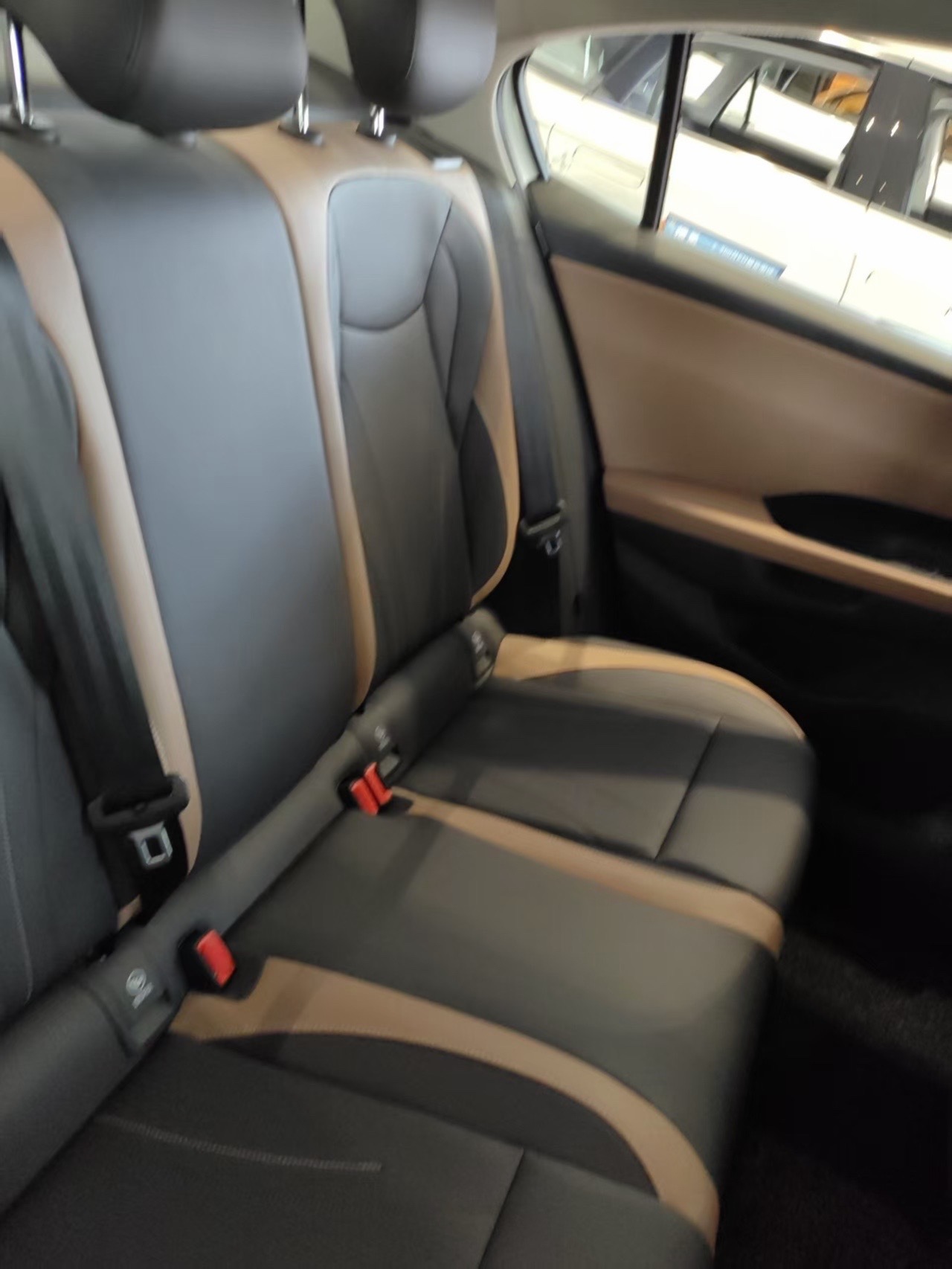 一汽大众全新速腾S，以颜值、空间、智能三重越级实力，重新定义A+级家轿标准，成为