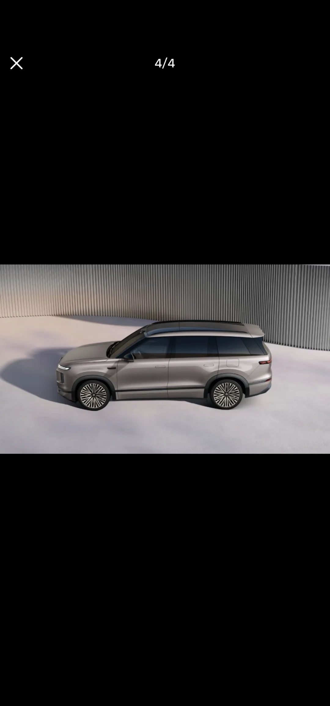 “工信部照片里ID. ERA 9X的小蓝灯，可不是随便亮的。
在汽车行业的‘摩斯