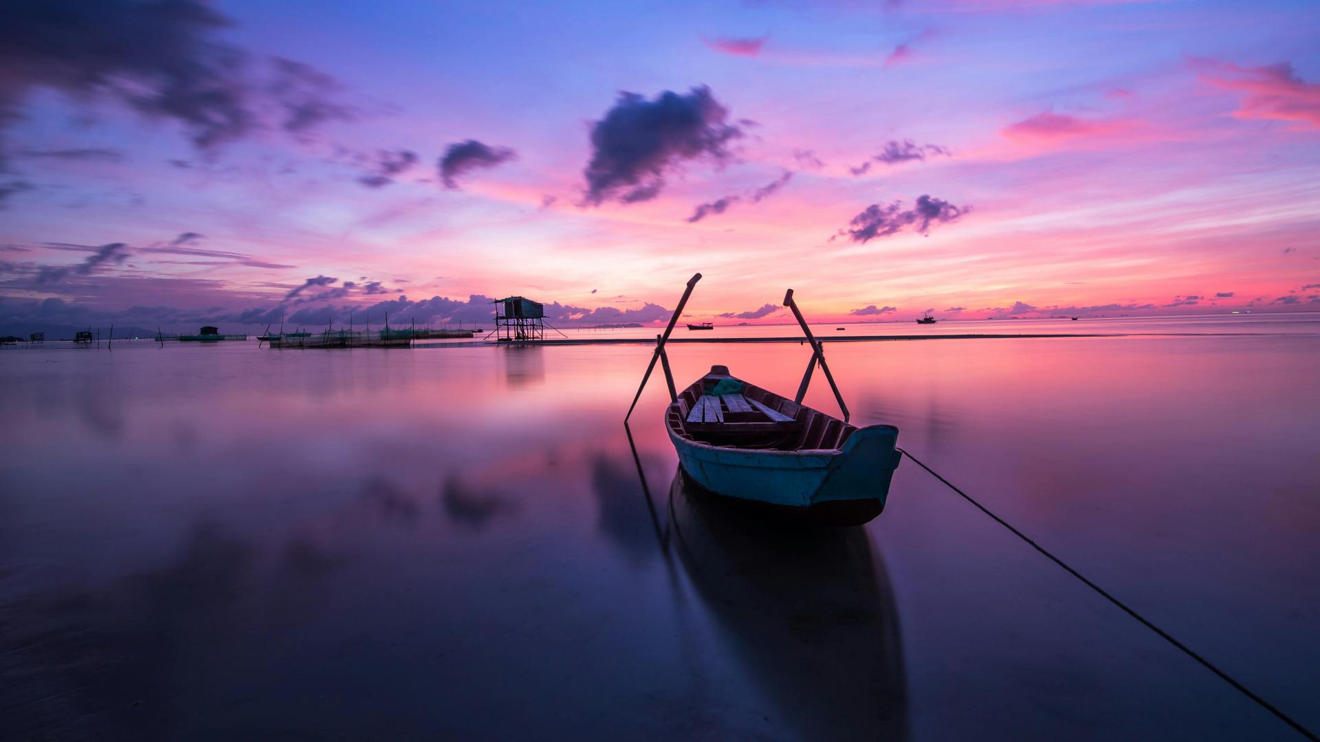 《和繁重的工作一起修行》：最大的奇迹，是觉知自己走出的每一步