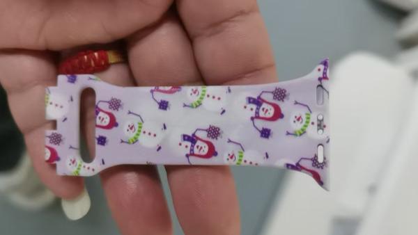 如何解决硅胶表带 UV 打印油墨脱落难题