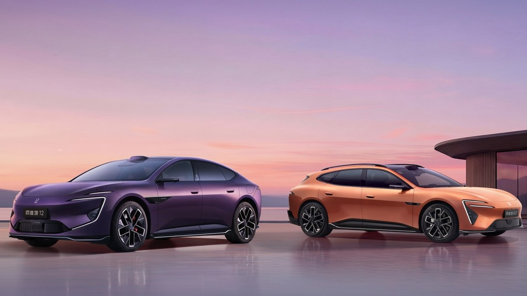 阿维塔双车齐发，用硬实力定义新豪华