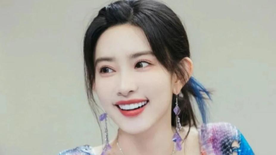 桃花坞导演直言“只留一人必选孟子义”，笨蛋美女如何逆袭成“坞魂”？