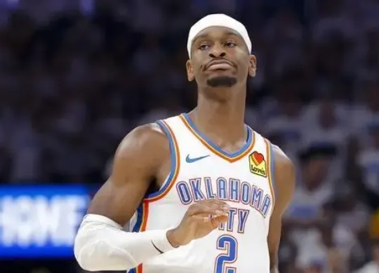 SGA这赛季的三分球进化了？看完这几场关键球，我信了

之前都说SGA的短板是三