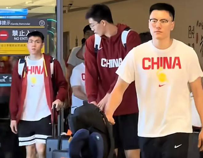 中国男篮主场打黎巴嫩凶多吉少，中国男篮很奇怪，一到主场就变得不会打球了。世预赛第