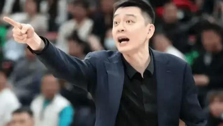 就在今天！1月30号，CBA传来杨鸣最新动态，辞职后首曝个人计划