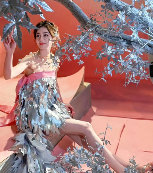 本想在你这收获一缕春风，你给了我整个春天