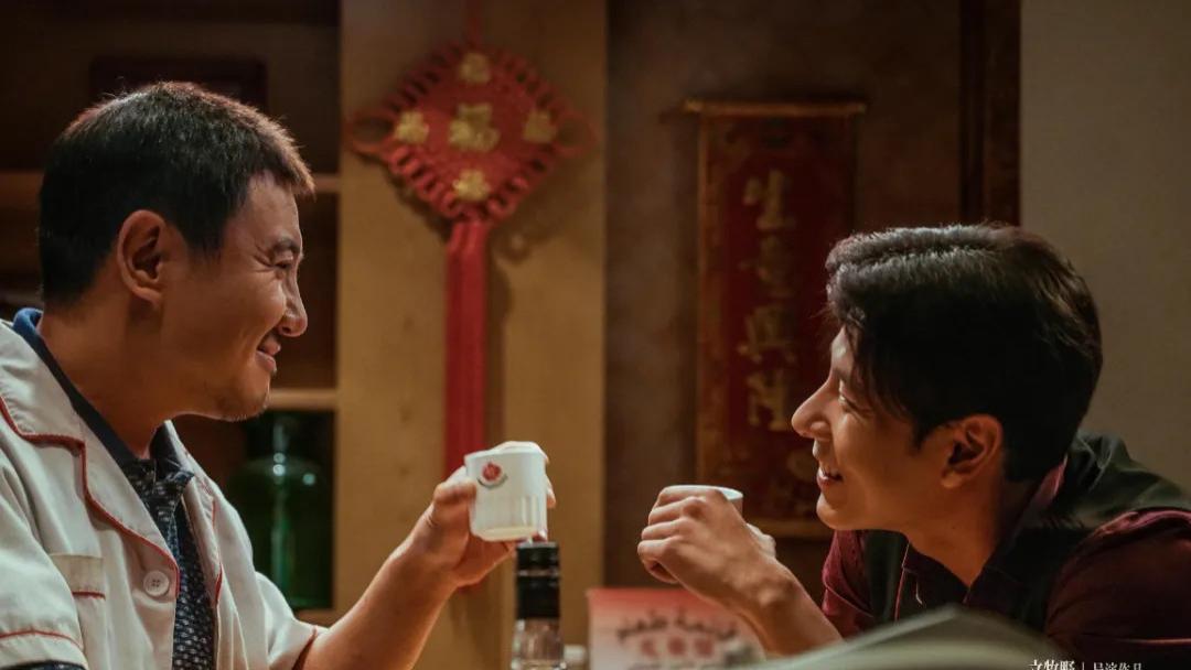 《欢迎来龙餐馆》首波口碑出炉！剧情沉重没笑点，沈腾演技遭质疑