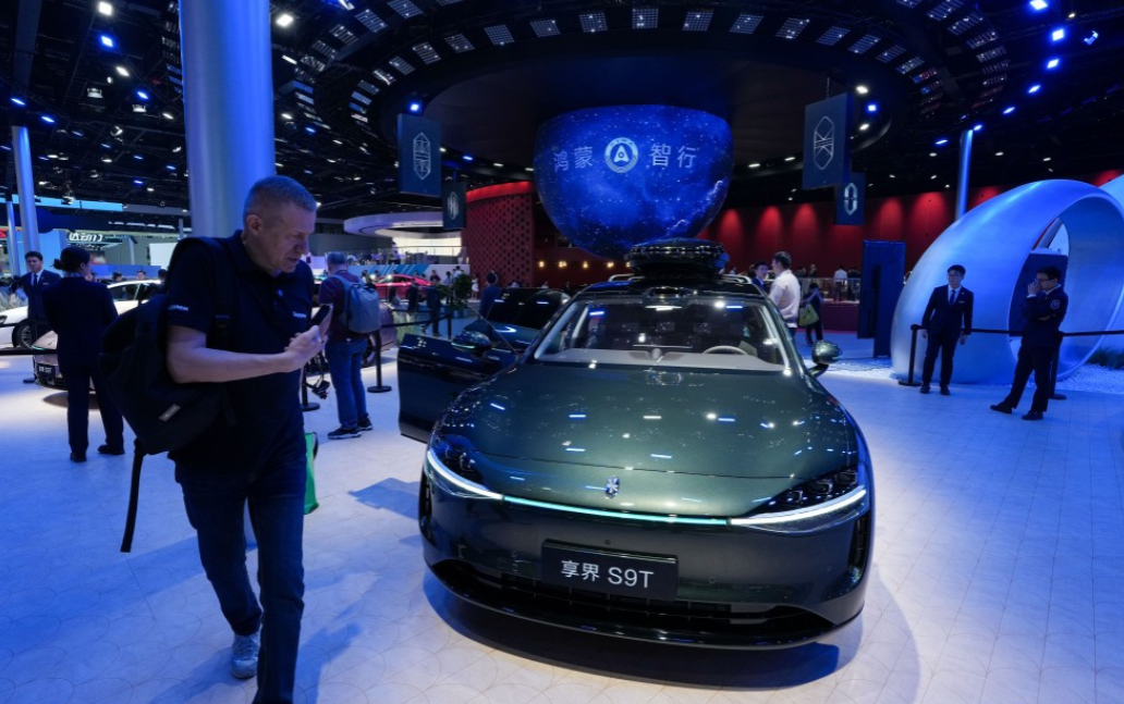 别整那些高大上的术语！本届北京车展，充电、省钱、带娃、通勤、居家这些普通人最关心