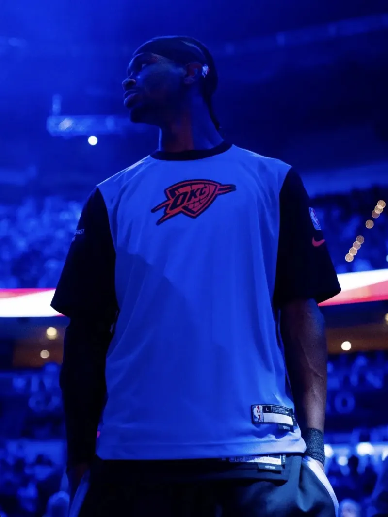 sga这本就是一个MVP级别表现的赛季

历史级别的真实命中率，史上最高的30➕