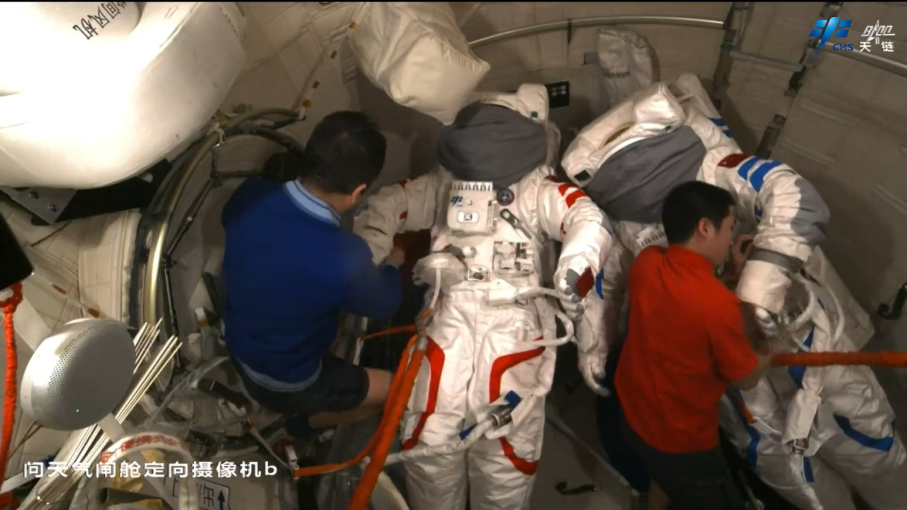 别猜了！中国首次载人登月到底谁上？陈冬叶光富动向说明他俩上？ 陈冬晋升少将，叶光富新身份曝光！