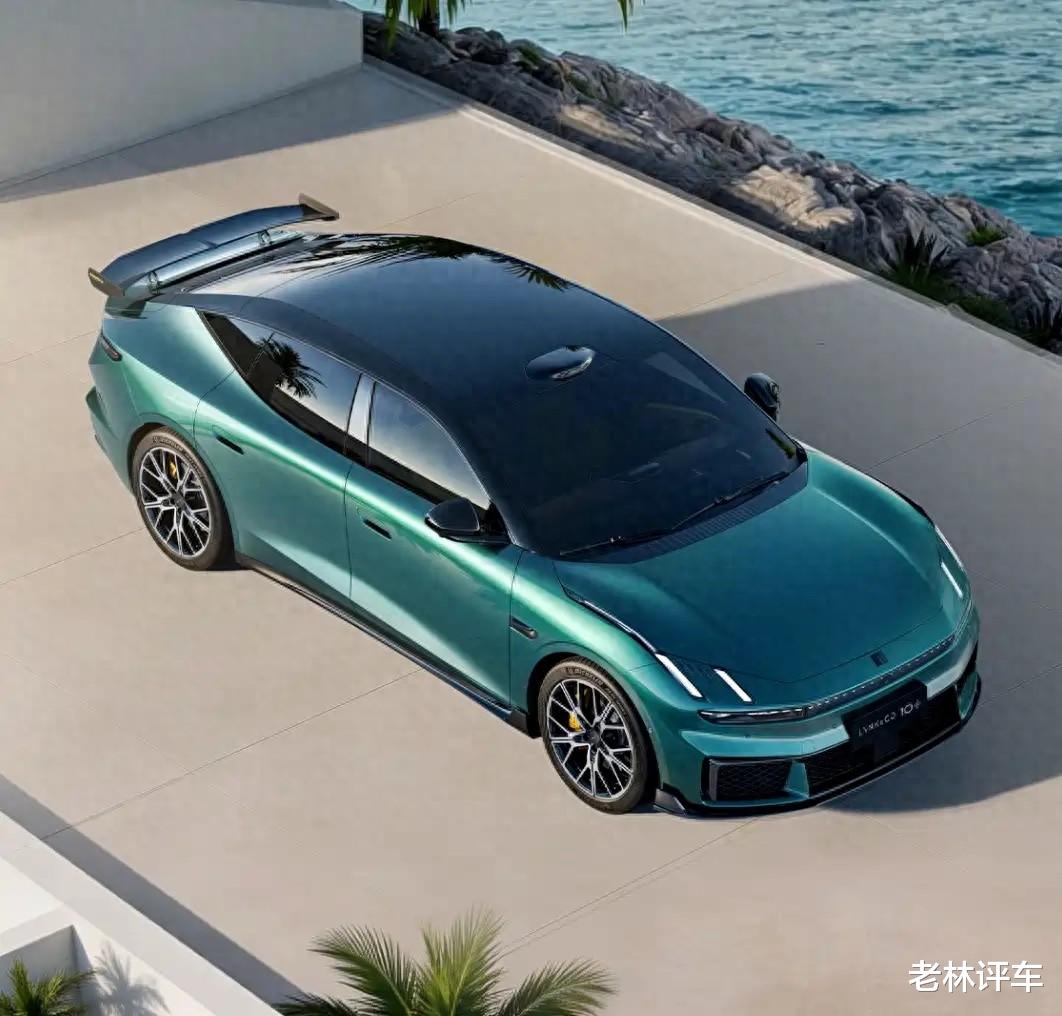 吉利推出性能车，长超5米，最大功率925马力+四驱，外观太惊