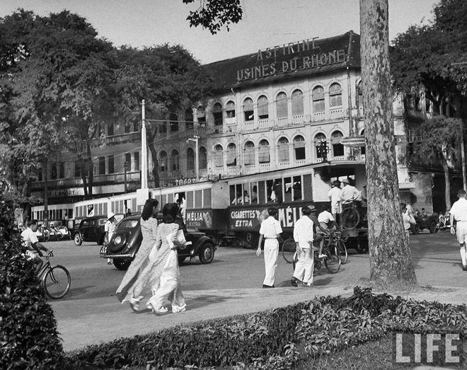  走，上班去!（1948年越南西贡）