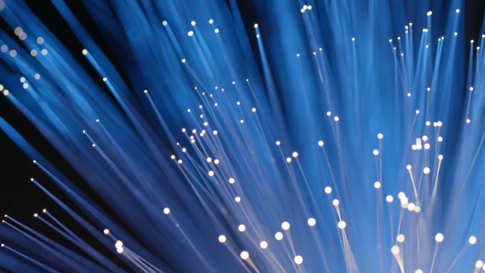 光纤主要传输波段的特性与用途