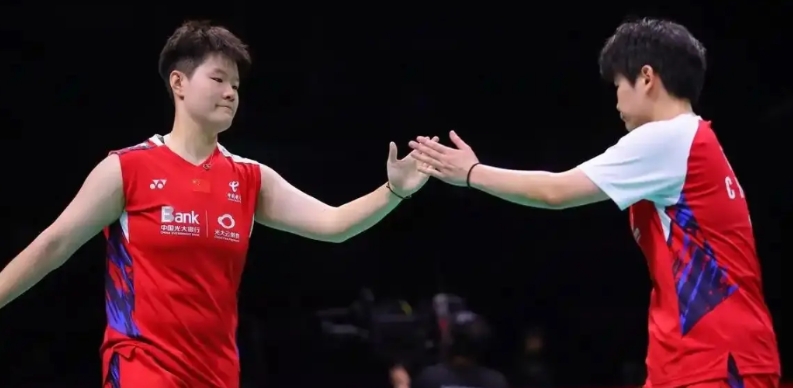 国际羽联通过了15分制，超过三分之二的成员投了赞成票，我猜国羽位于其中，因为中国