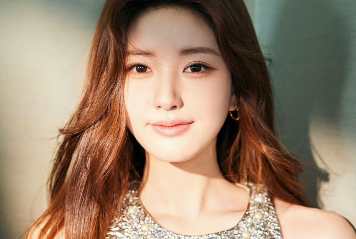 零碎的星光汇聚，闪烁着我的青春