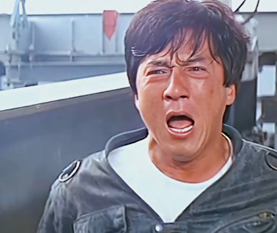 成龙大哥理应担当起做父亲责任，不管你和她妈妈有多大仇恨但是孩子没有错。
 
血肉