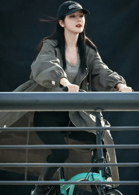 不用去看自由女神了，今天在这见到了