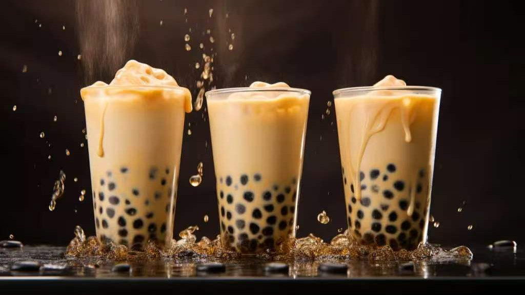 如何才能逆袭？他曾被迫在街边炒饭，如今全球开了4万多家奶茶店