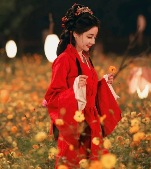 让善良之歌在红尘的原野里辗转悠长