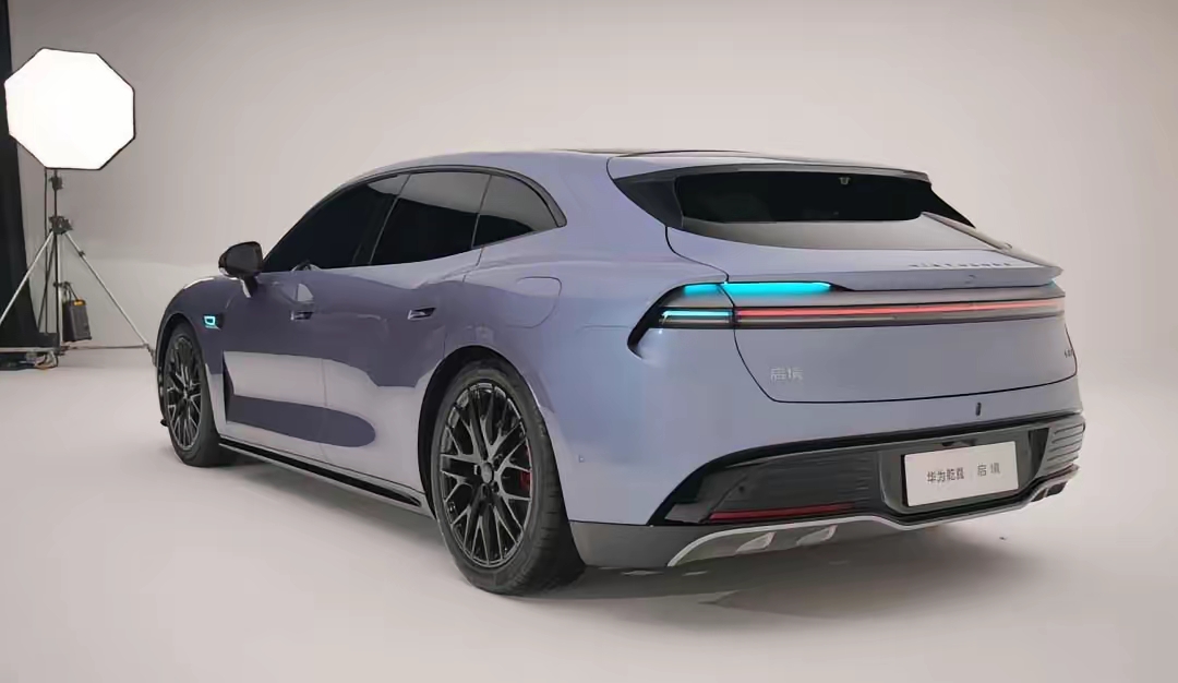 家用新能源又来新人！启境GT7有啥亮点？