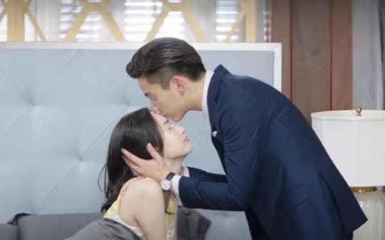 我妈在外有人30年