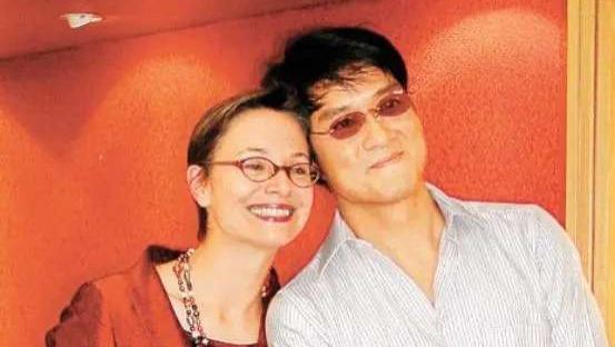 香港知名男星周华健演唱会显老态