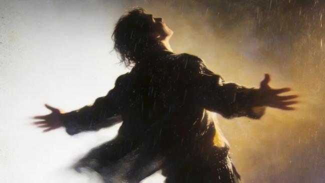 越穷，越要“装”富：这是普通人打破阶层死循环的唯一出路