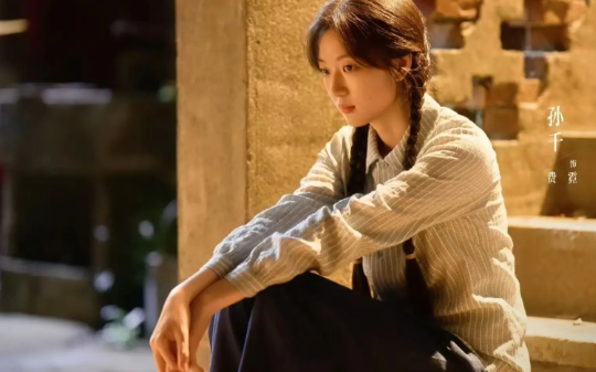 《纯真年代的爱情》：撕掉“纯真”的滤镜，三对夫妻的婚姻，全是明码标价的利益交换