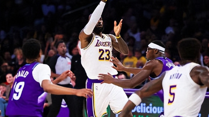 胜爵士取3连胜！湖人首轮打火箭，詹姆斯击败库里后还要复仇KD？